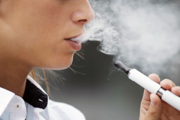 e-cigarettes-safer-than-smoking